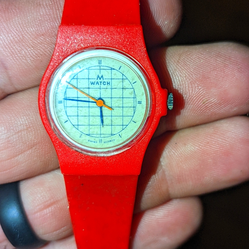Mondaine Swiss Women's Quartz Watch Vintage